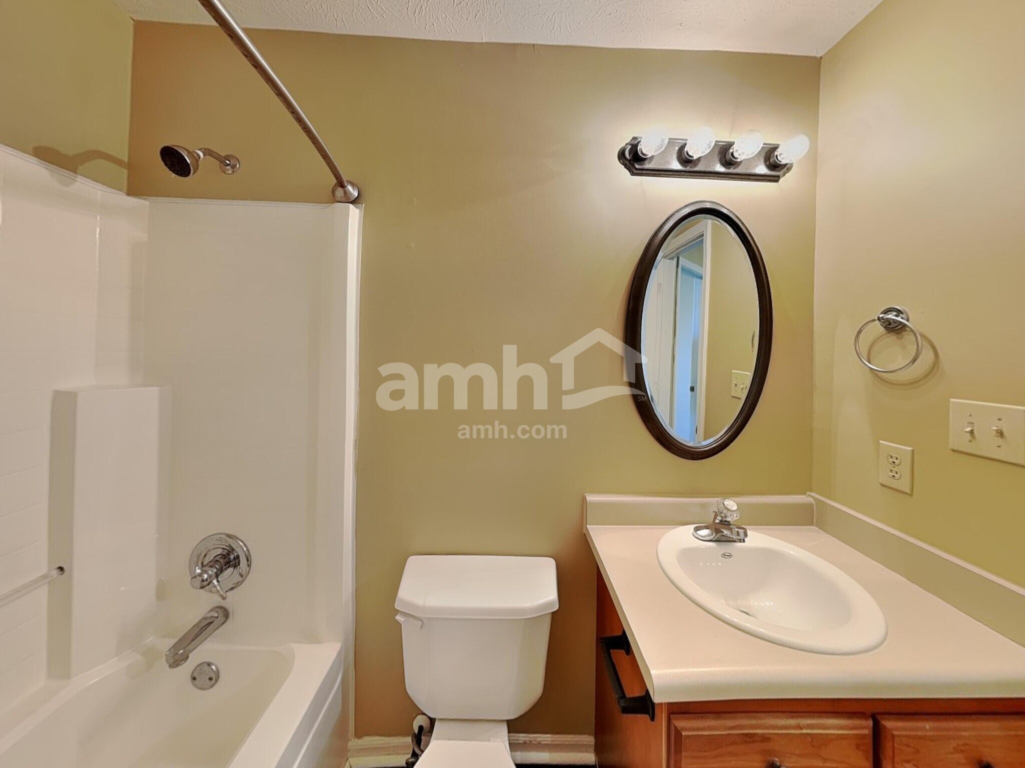 Building Photo - 6739 Dorchester Dr