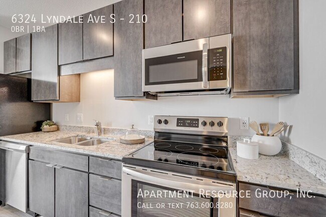 Building Photo - 6324 Lyndale Ave S