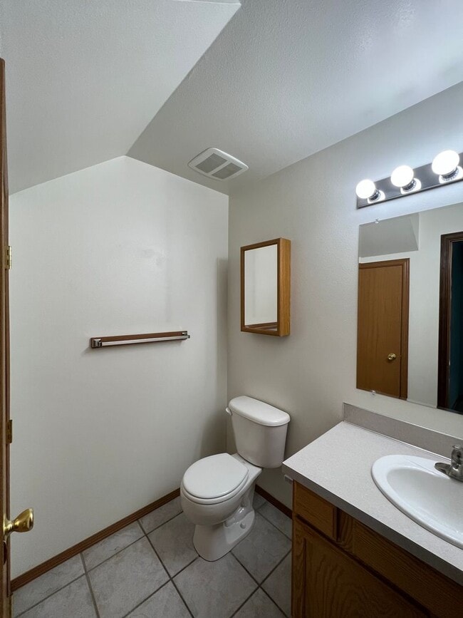 Building Photo - Non-Refundable & Security Deposit Total: $...