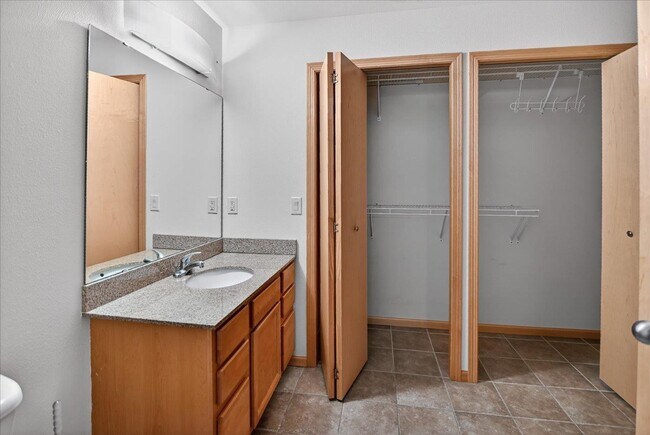 Building Photo - 8206 Starr Grass Dr