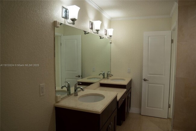 Building Photo - 11242 SW 116th Ln