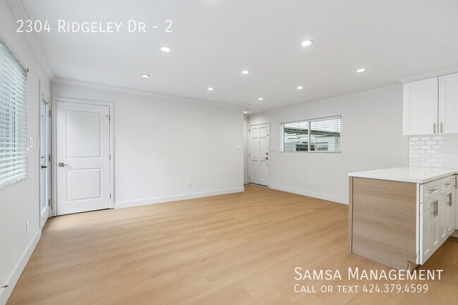Building Photo - 2304 Ridgeley Dr