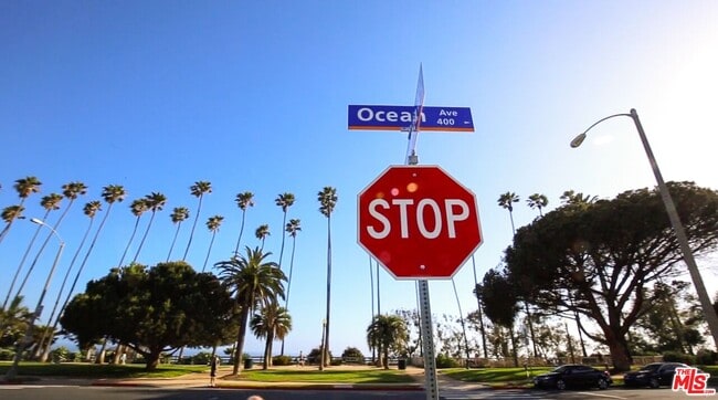 Building Photo - 1317 Stanford St