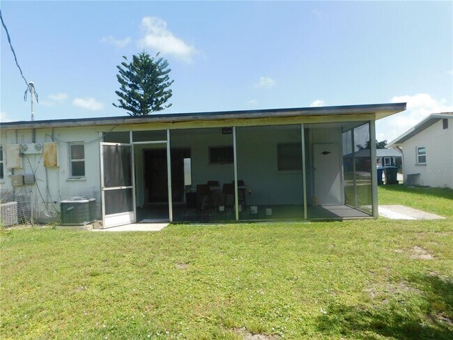 Building Photo - 462 Briarwood Rd