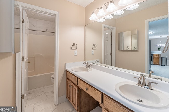 Building Photo - 5747 Starboard Ct