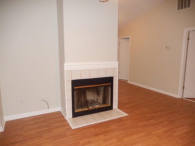 Building Photo - 1367 Idlewild Dr
