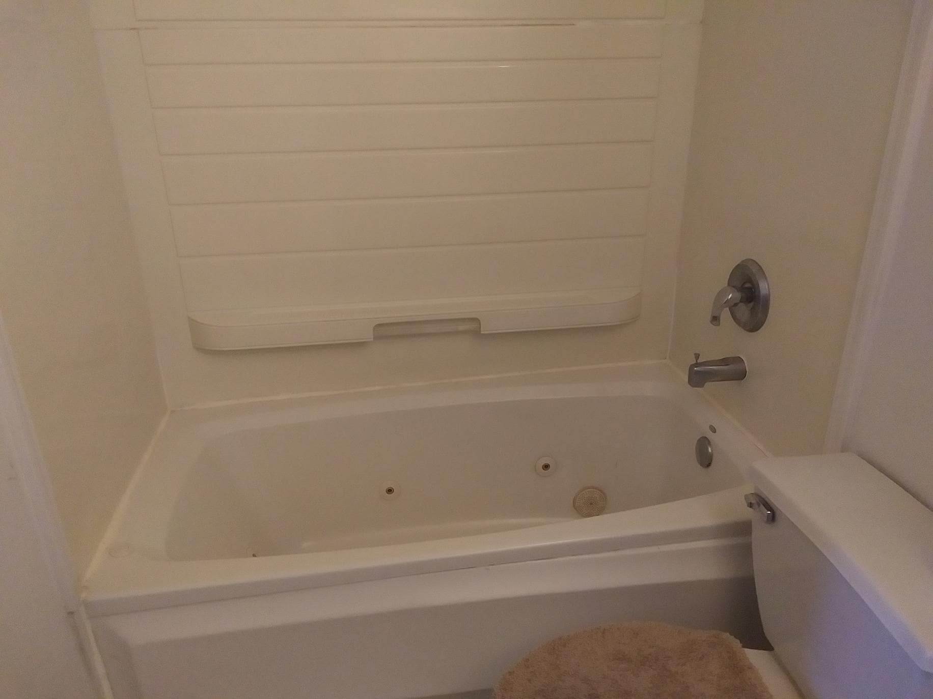 Building Photo - 1750 N Marywood Ave