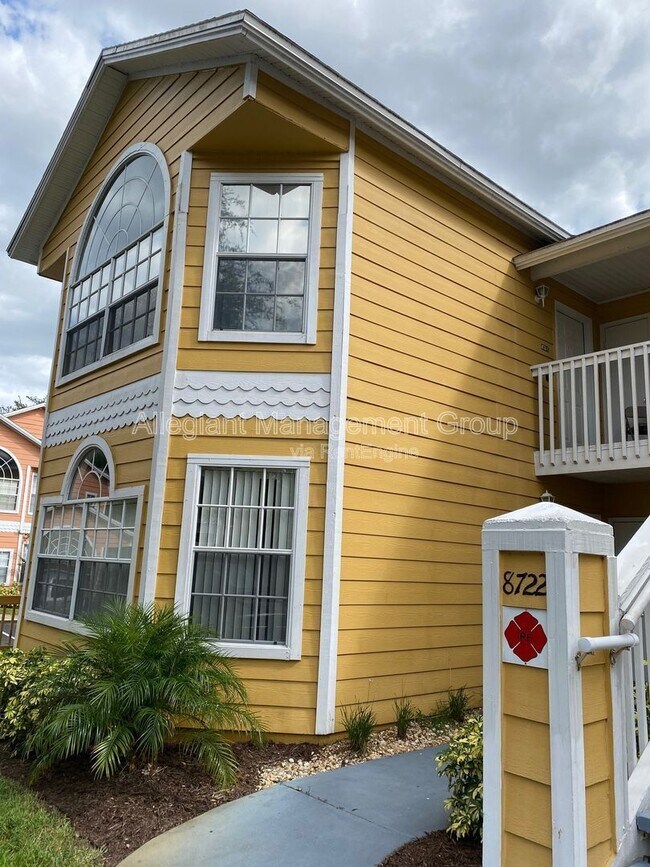 Building Photo - 8722 Rain Forest Pl