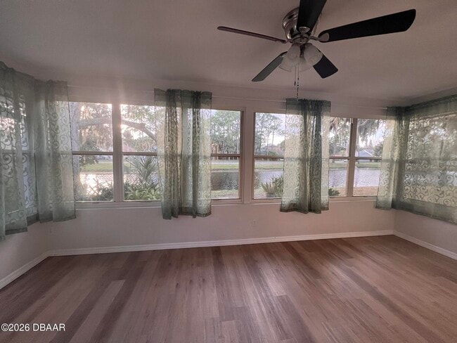 Building Photo - 4518 Alder Dr