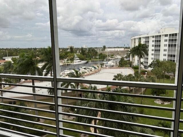 Building Photo - 2731 NE 14th Street Causeway