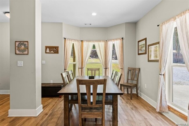 Building Photo - 71 S Tallassee Dr