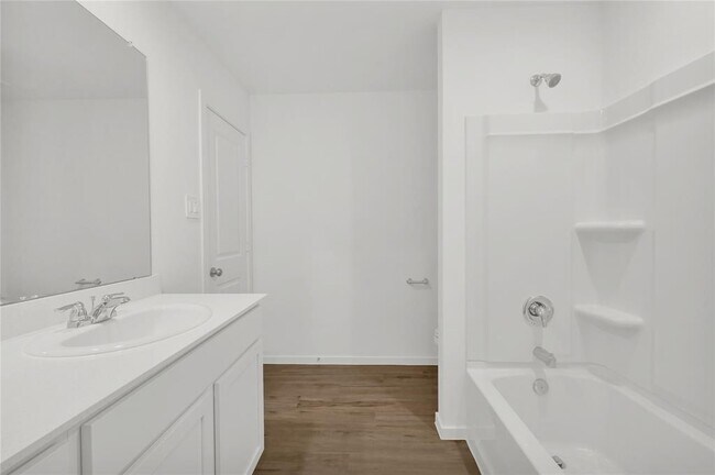 Building Photo - 17942 Becker Lndg Dr