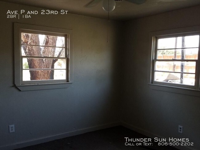 Building Photo - 1610 23rd St - 2 beds, 1 full bath
