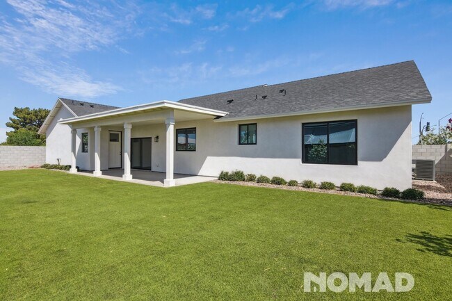 Building Photo - Brand New Charming 3BR House in Gilbert