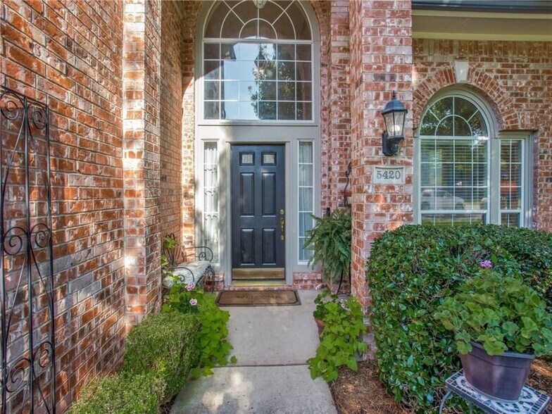 Building Photo - 5420 Cold Springs Dr