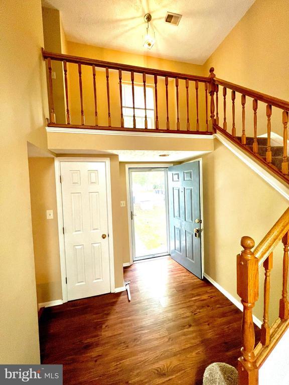 Building Photo - 4306 Lord Fairfax Ct