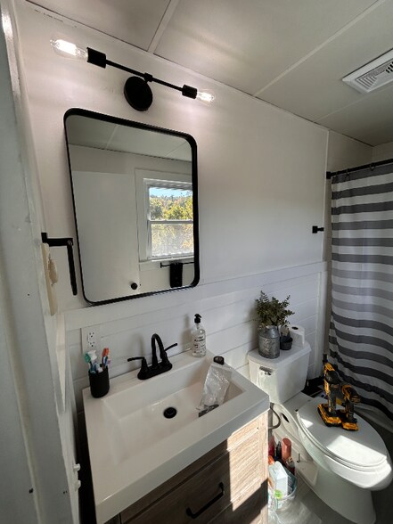 Building Photo - 0 Main St