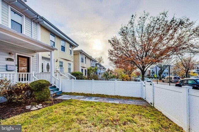 Building Photo - 5415 Illinois Ave NW