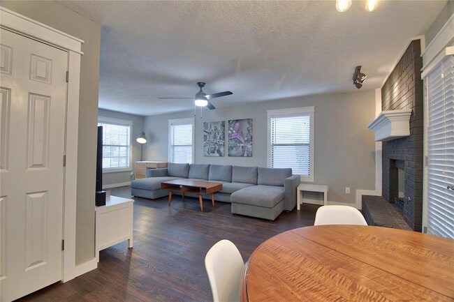 Building Photo - 2924 Canyon Oaks Ct