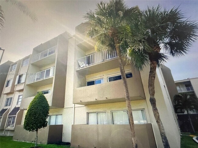 Building Photo - 7715 SW 86th St