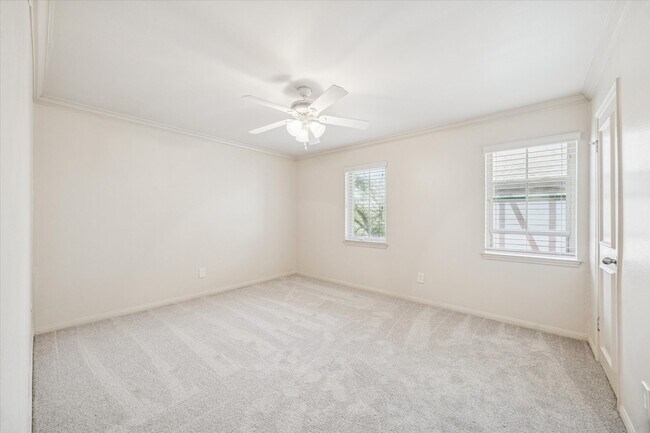 Building Photo - 14703 Barryknoll Ln