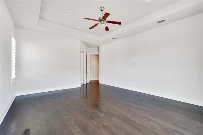 Building Photo - 6316 Bernia Dr