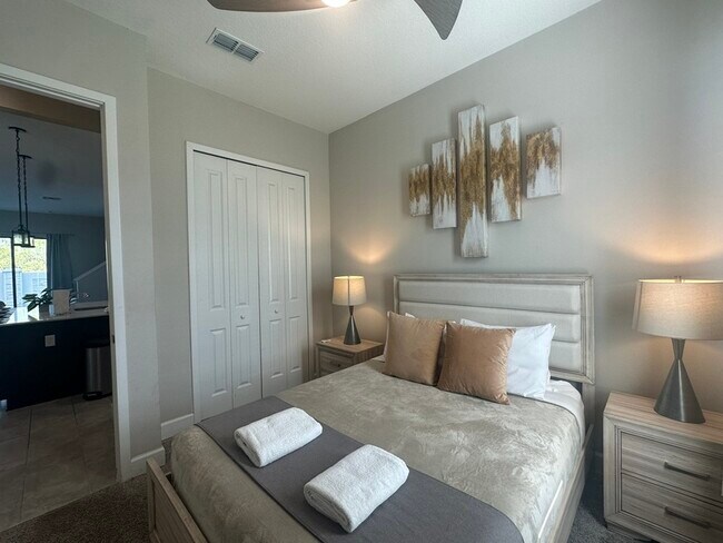 Building Photo - 240 Villa Domani Ct