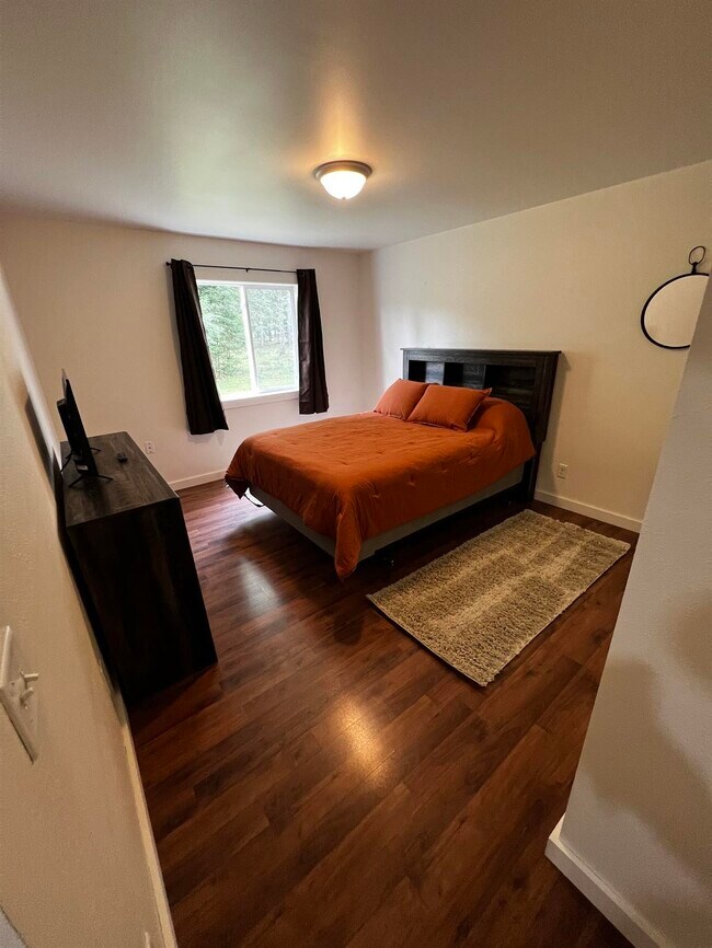 Building Photo - 9197 Cty J-Unit A