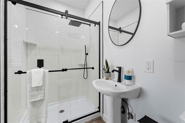 Building Photo - 6470 64th Ave N