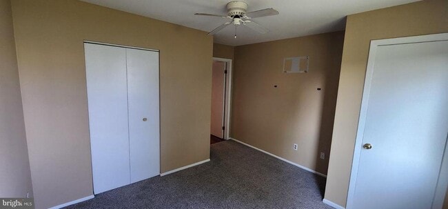 Building Photo - 409 Dove Ct