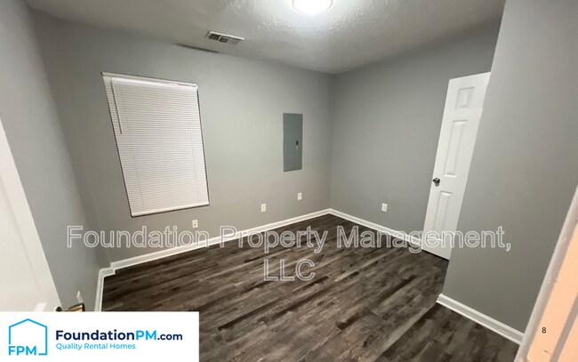 Building Photo - 1206 S Orleans St