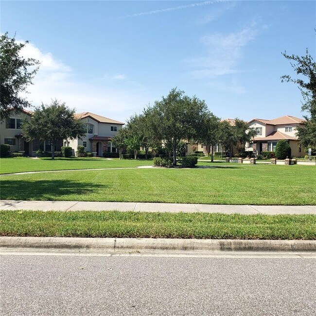 Building Photo - 2020 Leather Fern Dr