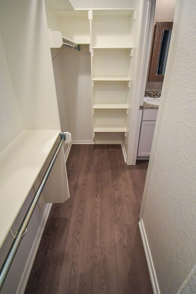 Building Photo - Nice 3 Bed/2 Bath Duplex in Prairie Grove