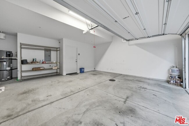 Building Photo - 807 Jade Pl.