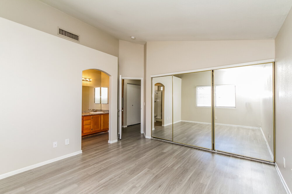 Building Photo - 6376 Venus Vale Ct