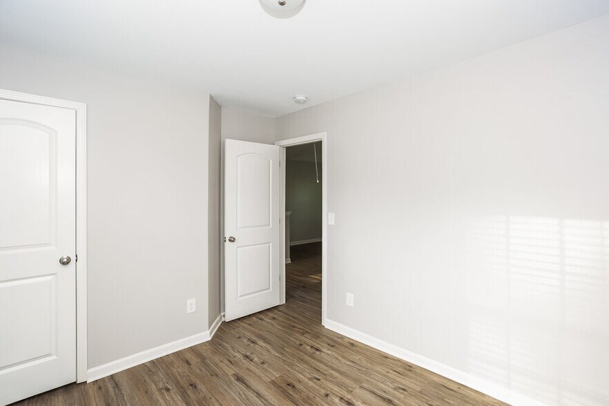 Building Photo - 338 Olde North Church Dr
