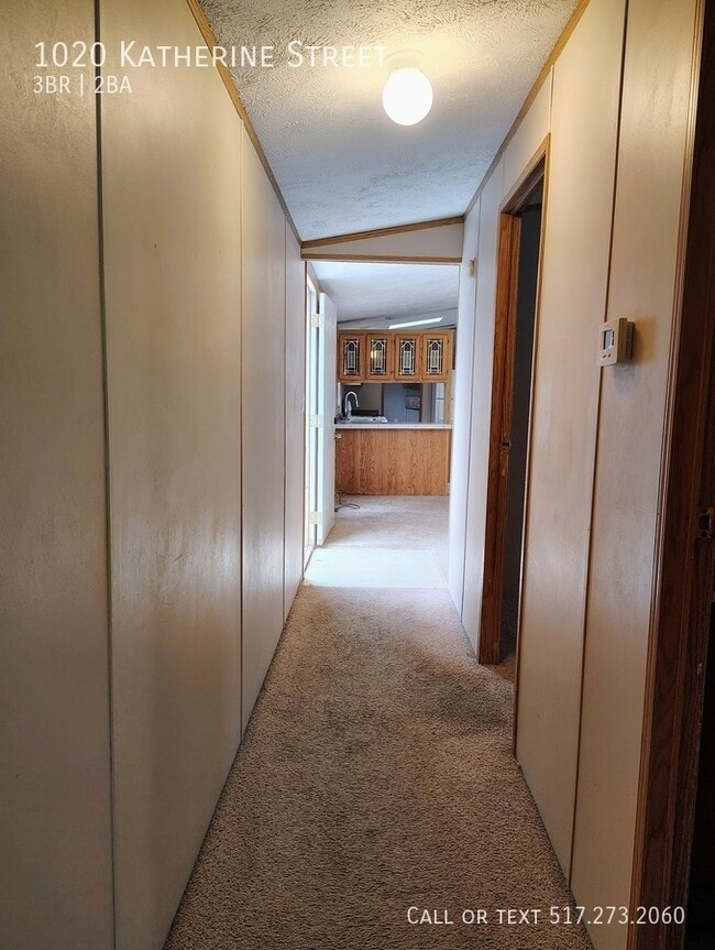 Building Photo - 1020 Katherine St