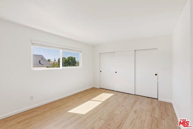 Building Photo - 2020 Graham Ave