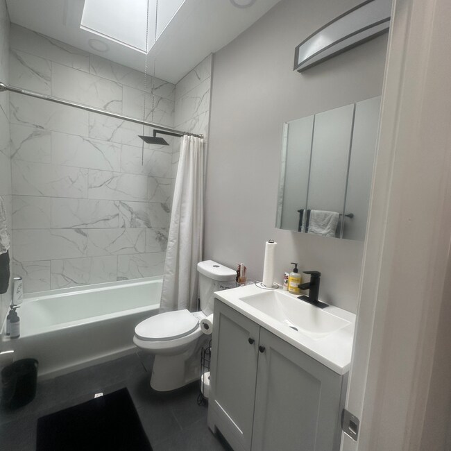 Bathroom - 921 N 66th St
