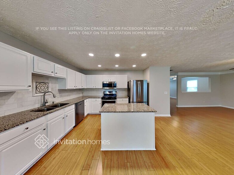 Building Photo - 525 Kensigton Park Dr