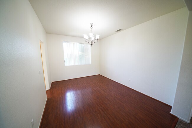 Building Photo - 29070 St Tropez Pl