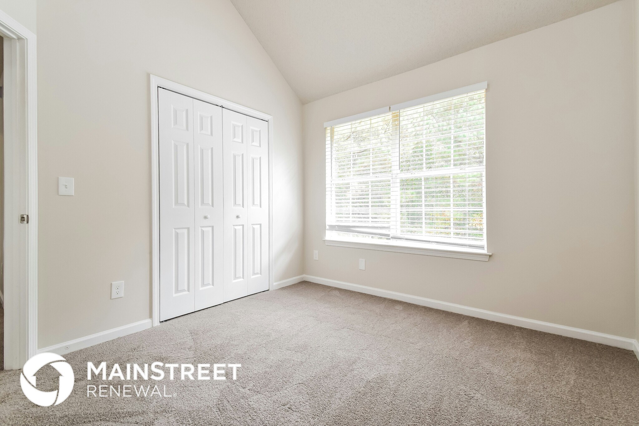 Building Photo - 4180 Clarks Tr