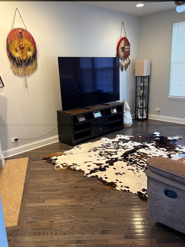 Building Photo - 3291 Coral Ln