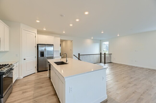 Building Photo - 16721 Desert Wine Trl