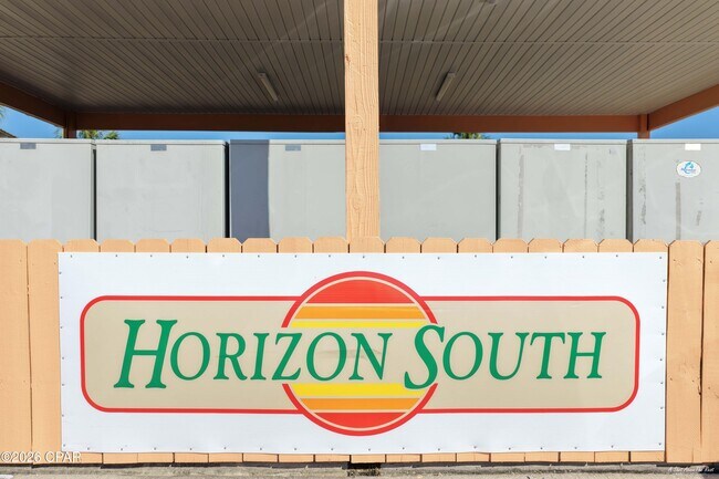 Building Photo - 17462 Front Beach Rd