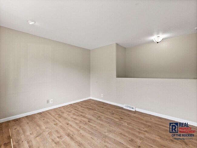 Building Photo - Modern Fort Collins Gem: Newly Remodeled H...