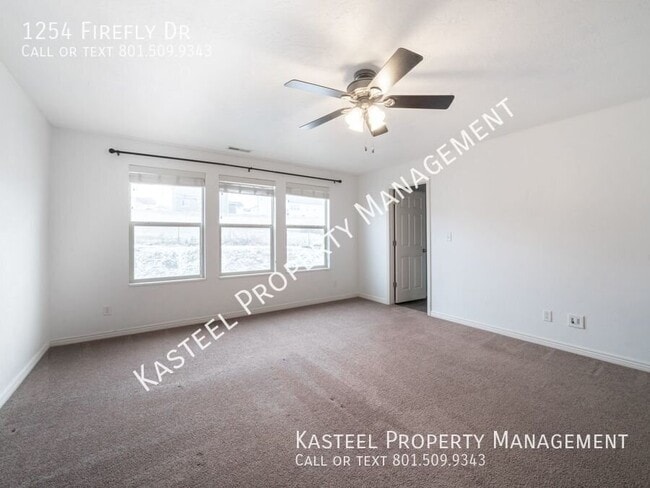 Building Photo - 1254 Firefly Dr
