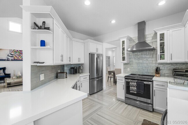 Building Photo - 2404 NW 67th St
