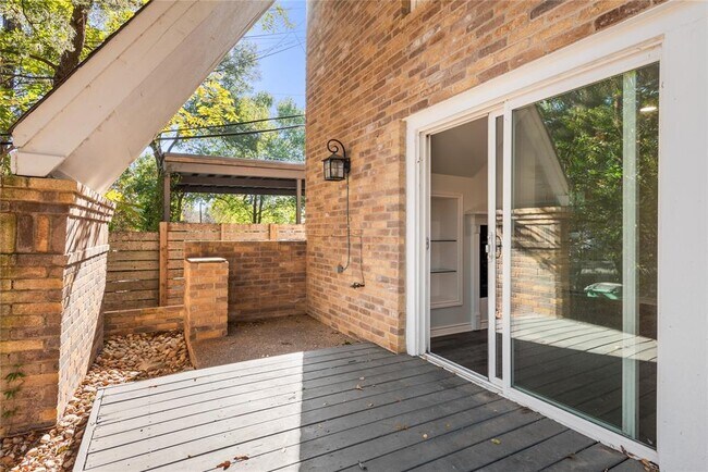 Building Photo - 2507 Quarry Rd