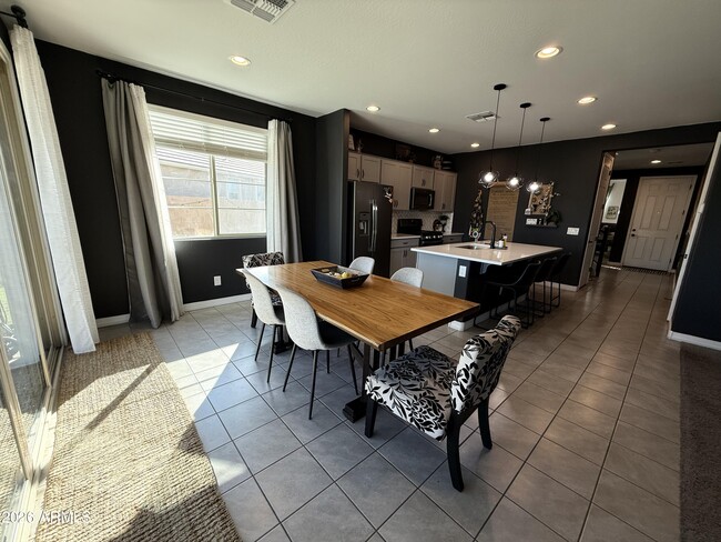 Building Photo - 21471 S 225th Way